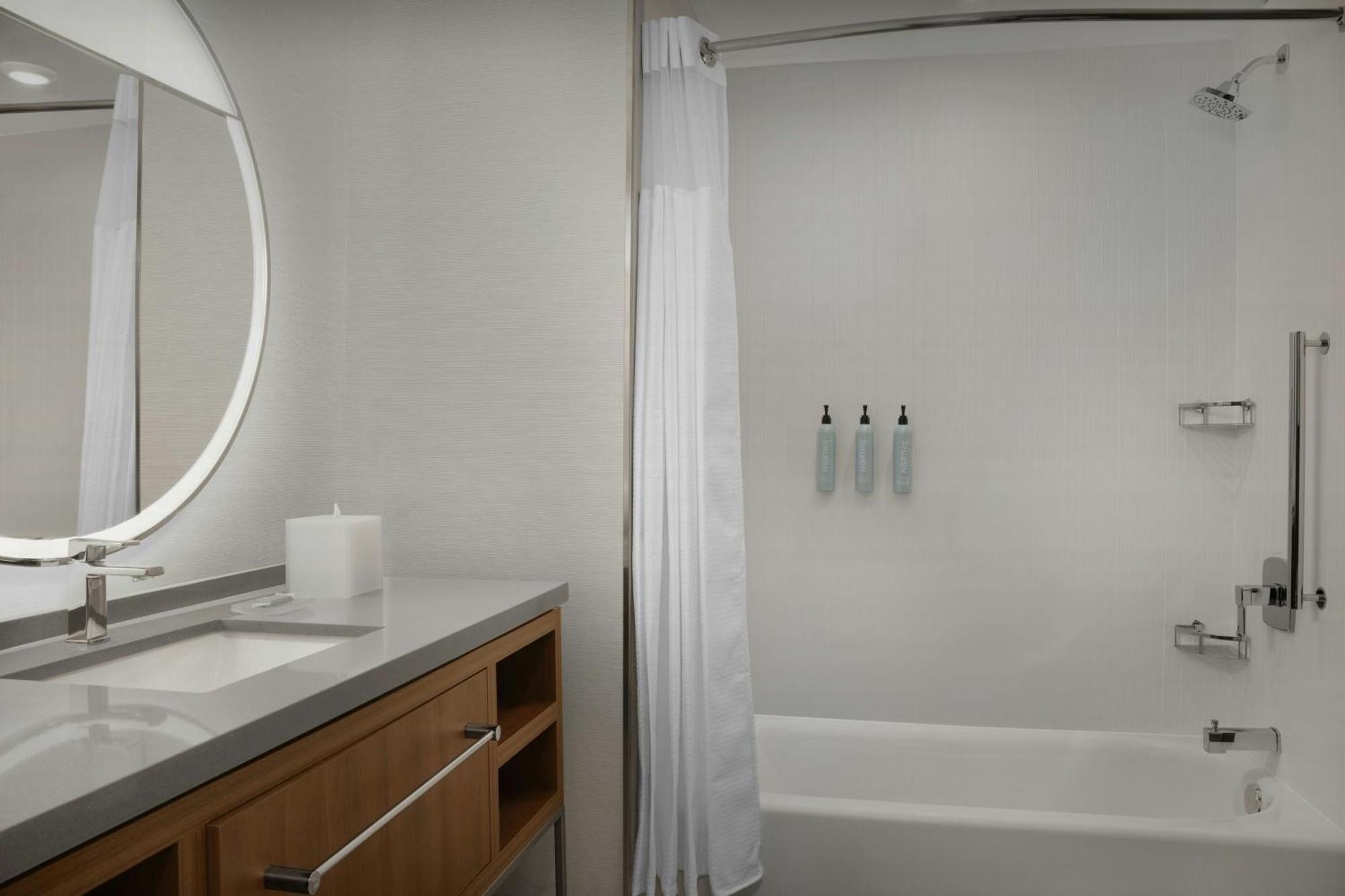 Courtyard By Marriott Antioch Pittsburg Hotel ภายนอก รูปภาพ